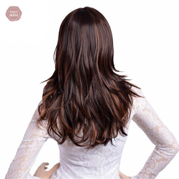Cheveux bruns 50 cm, idéal pour des coiffures variées