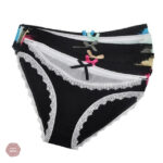 Lot de six culottes en dentelle, style féminin