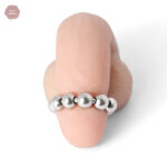 Accessoire de mode : anneau de gland perlé chic