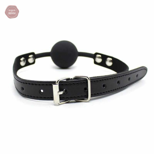 Accessoire de soumission : bâillon boule noir, discret et efficace
