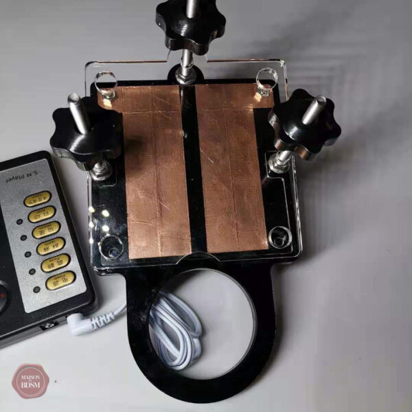 Accessoire BDSM transparent pour exploration sensorielle
