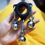 Ballstrecher en caoutchouc et silicone pour le scrotum