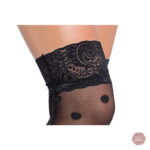 Accessoire séduisant : bas en dentelle noire à pois