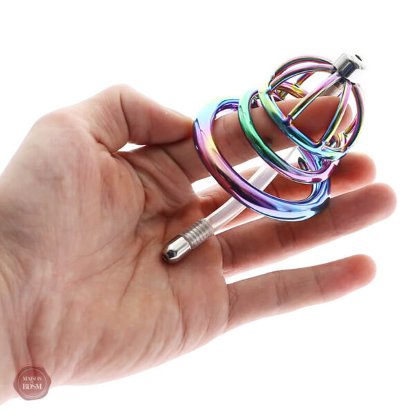 Cage de chasteté colorée avec cathéter intégré