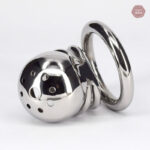 Accessoire de chasteté durable en métal