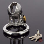 Accessoire de chasteté masculin en métal