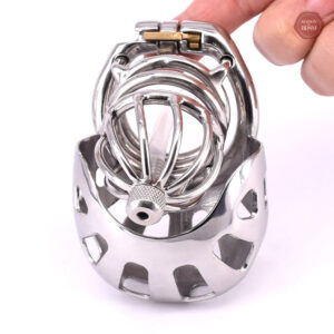 Accessoire de chasteté en métal, design élégant et sécurisé