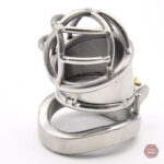 Cage de chasteté design compact en métal