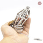 Accessoire de chasteté en métal pour jeux de domination