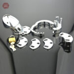 Cage de chasteté sécurisée pour des jeux érotiques