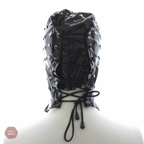 Cagoule en cuir cloutée, idéale pour l'univers BDSM