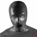 Accessoire de BDSM : cagoule en latex, idéal pour la soumission