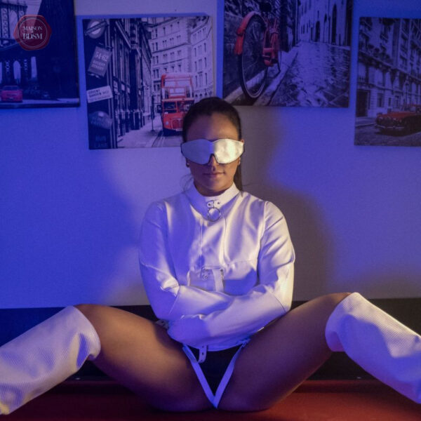 Camisole BDSM pour exploration de la soumission