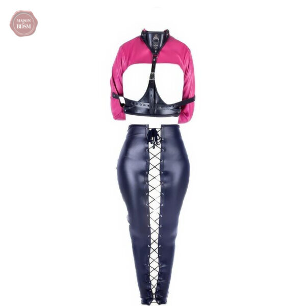 Camisole noire pour esthétique BDSM élégante