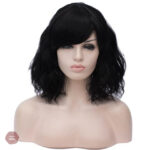 Cheveux courts 35.56 cm, frange incluse pour un effet chic