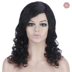 Look tendance avec cheveux mi-longs en cheveux humains