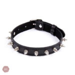 Choker BDSM clouté en cuir noir