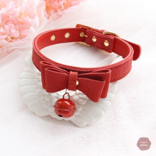 Collier BDSM en forme de cœur pour une touche de douceur