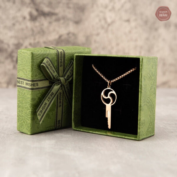 Clé de chasteté raffinée avec symbole Triskelion