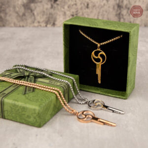 Accessoire de chasteté Triskelion, or et acier