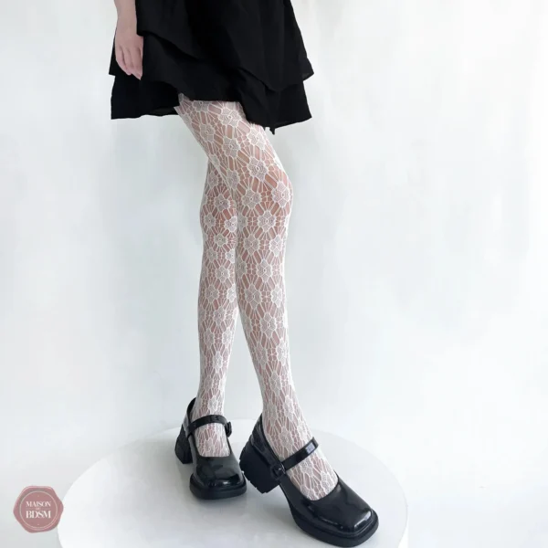 Collants floraux pour une touche glamour et raffinée