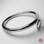 Design moderne du collier en acier