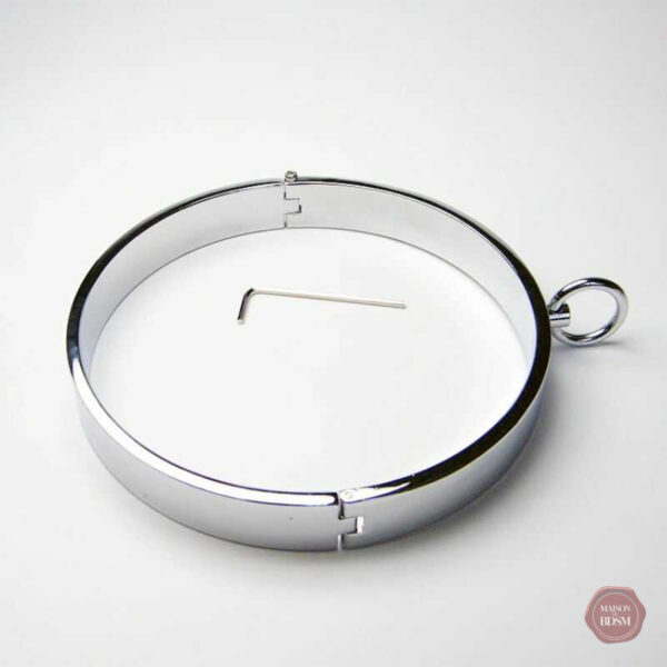 Collier en inox pour jeux BDSM