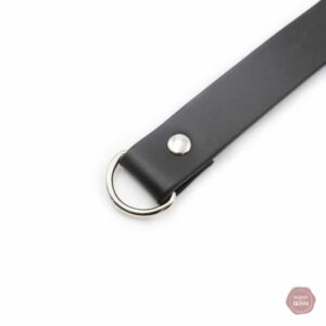 Collier en cuir avec cadenas pour style BDSM