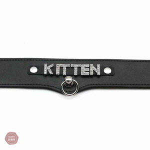 Collier en cuir avec motif chaton