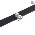 Accessoire BDSM, collier avec clochette pour des sensations intenses