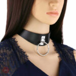 Accessoire BDSM avec design minimaliste