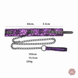 Collier de soumission violet avec attache de laisse