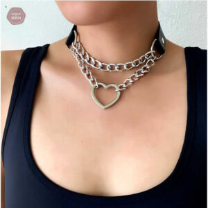 Collier chaîne cœur en métal pour un style audacieux