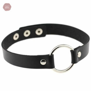 Collier d'appartenance discret pour une élégance BDSM