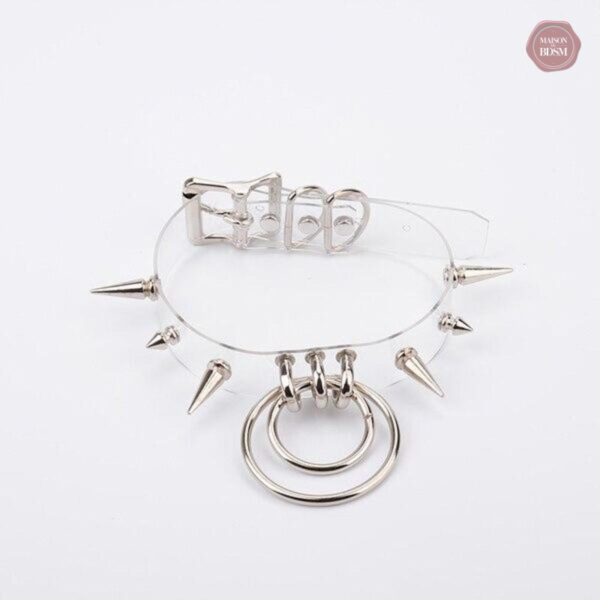 Accessoire BDSM élégant en matériau transparent