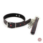 Accessoire de domination en cuir avec cœur