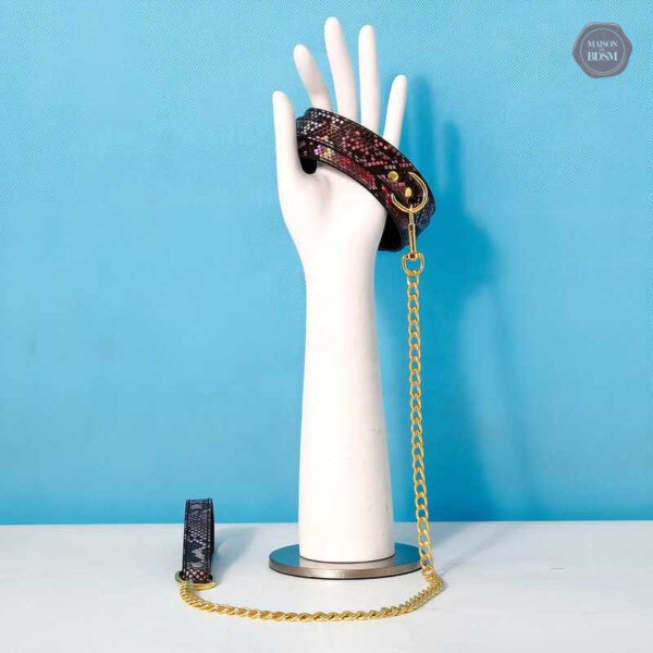 Accessoire BDSM élégant avec design serpent