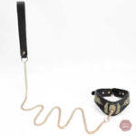 Collier tête de mort pour pratiques BDSM