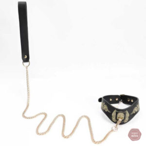 Collier tête de mort pour pratiques BDSM