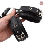 Set de menottes pour l'exploration BDSM