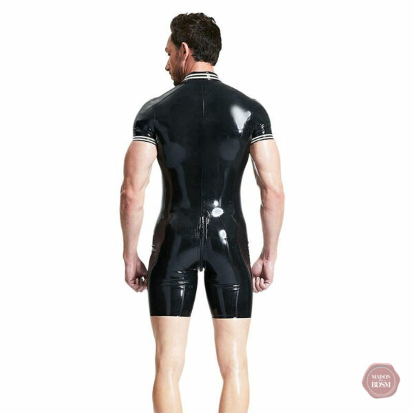 Mode latex pour une silhouette saisissante