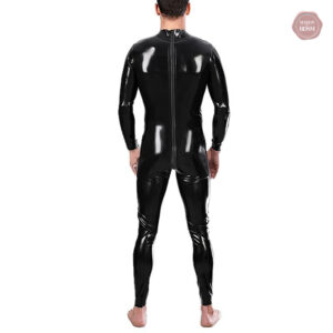 Vêtement en latex pour un look audacieux