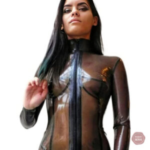 Vêtements en latex transparent pour un look séduisant