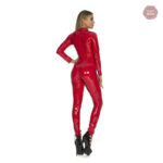 Mode femme : combinaison en similicuir pour un style unique