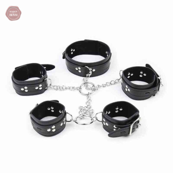 contrainte-esclave-bdsm-1 Menottes BDSM Contrainte Esclave pour jeux de rôle