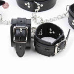 Menottes de contrainte pour pratiques BDSM sécurisées