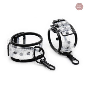 Accessoire BDSM : contraintes transparentes en matériau souple