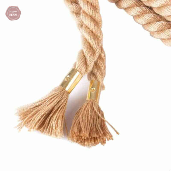 Corde résistante pour pratiques BDSM et attache sécurisée
