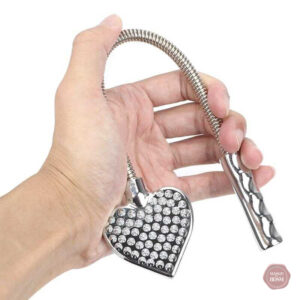 Paddle BDSM en métal, outil pour des sessions intenses