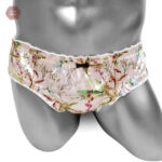 Vêtements travestis : culotte à volants en satin